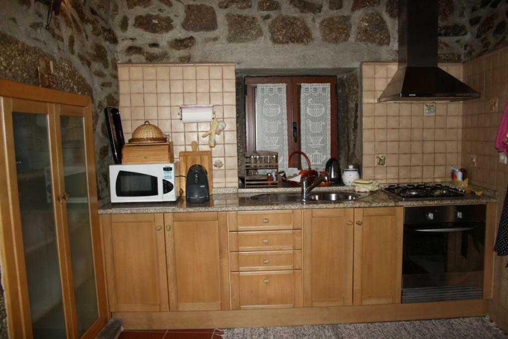 הוילה ויסאו Casa De Pedra מראה חיצוני תמונה